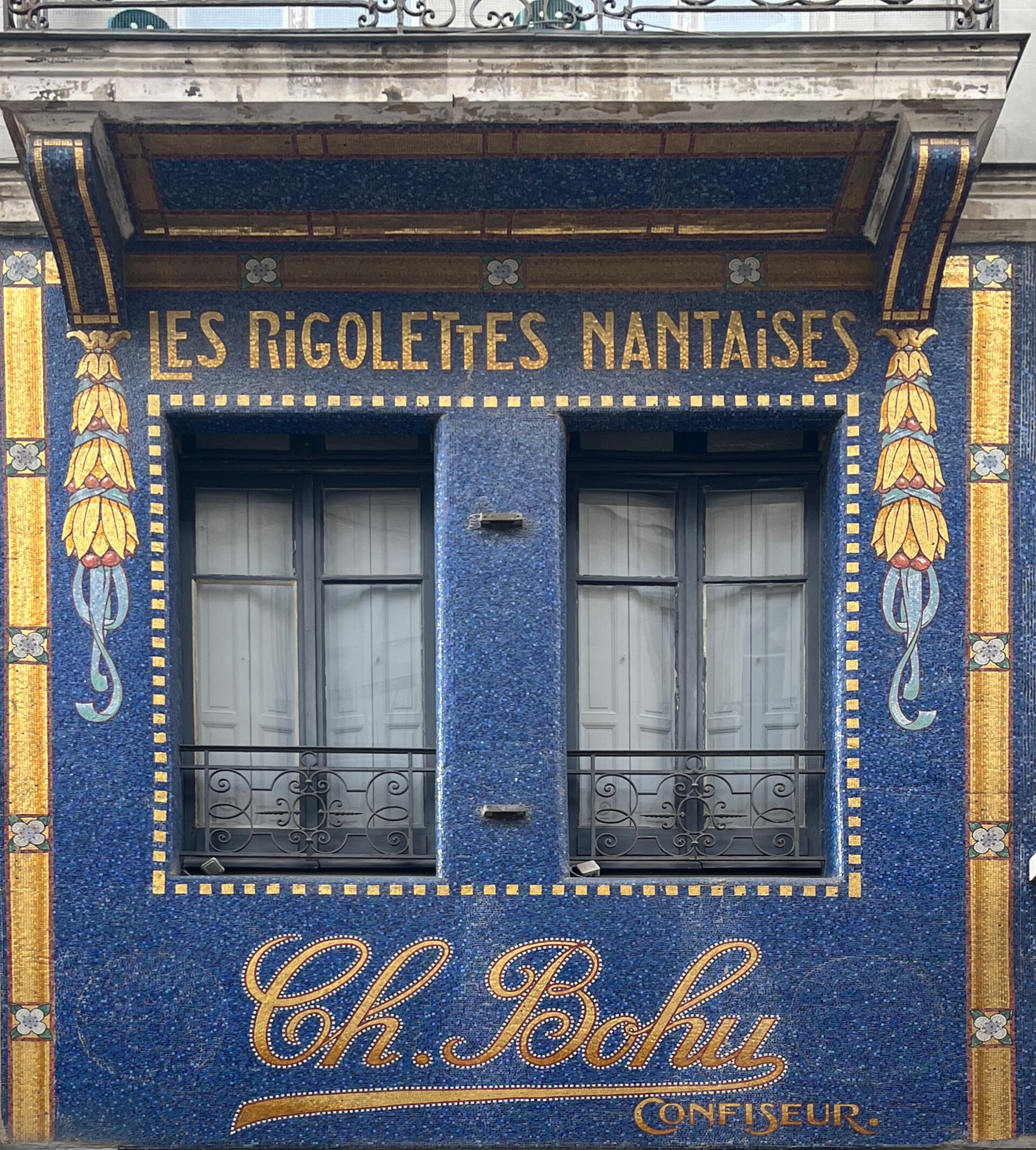 La devanture des Rigolettes nantaises, maison Ch. Bohu.