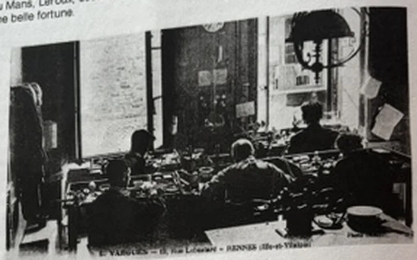 L’atelier d’horlogerie de Louis Vargues à Rennes en 1925